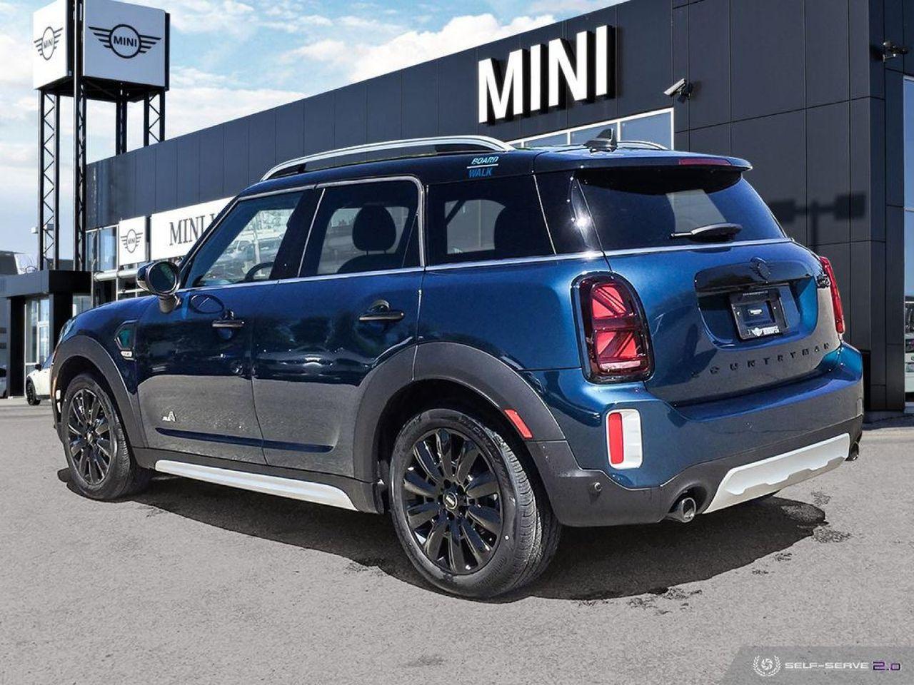 2022 MINI Countryman Base-3