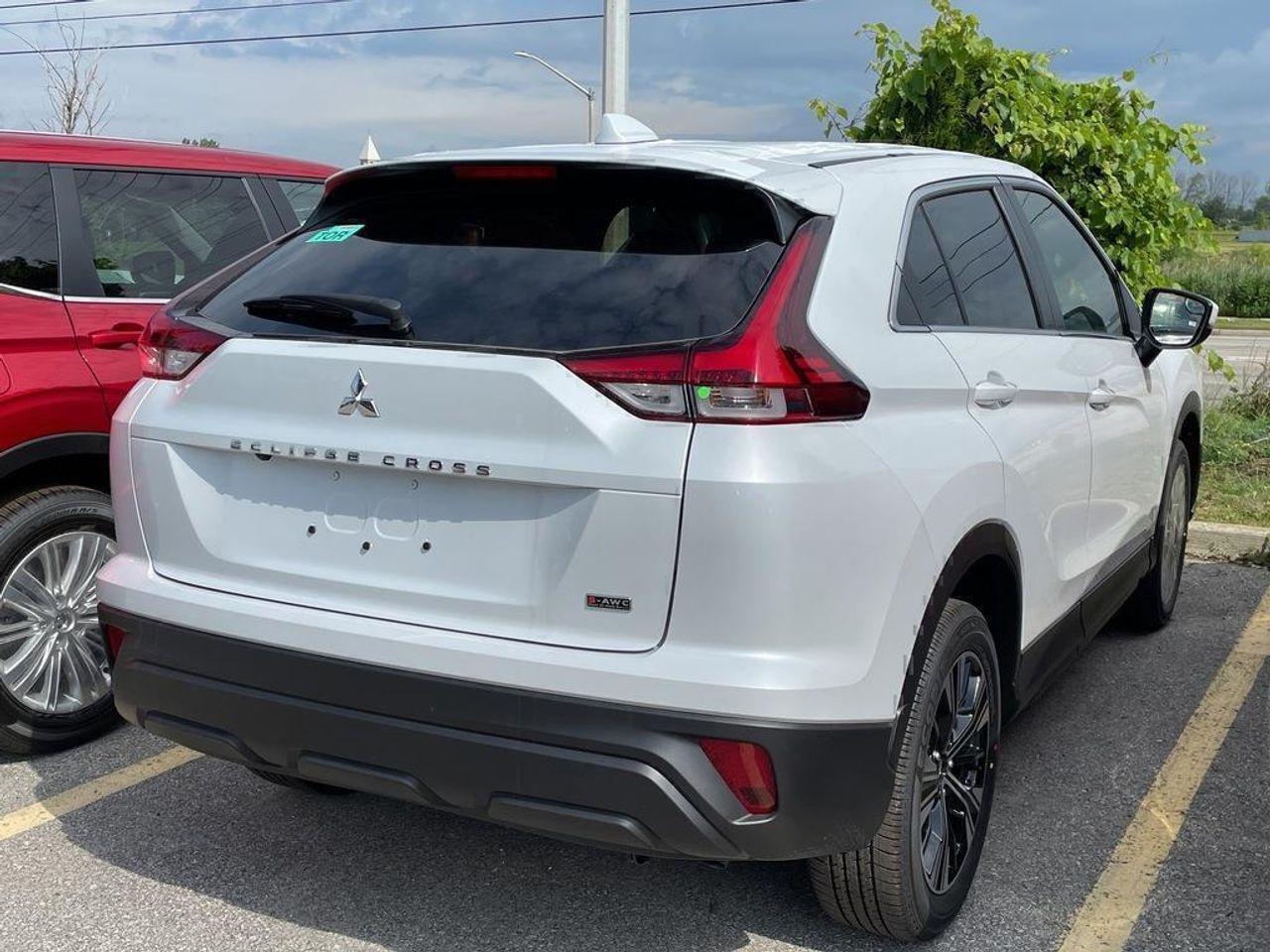 2022 Mitsubishi Eclipse Cross -3