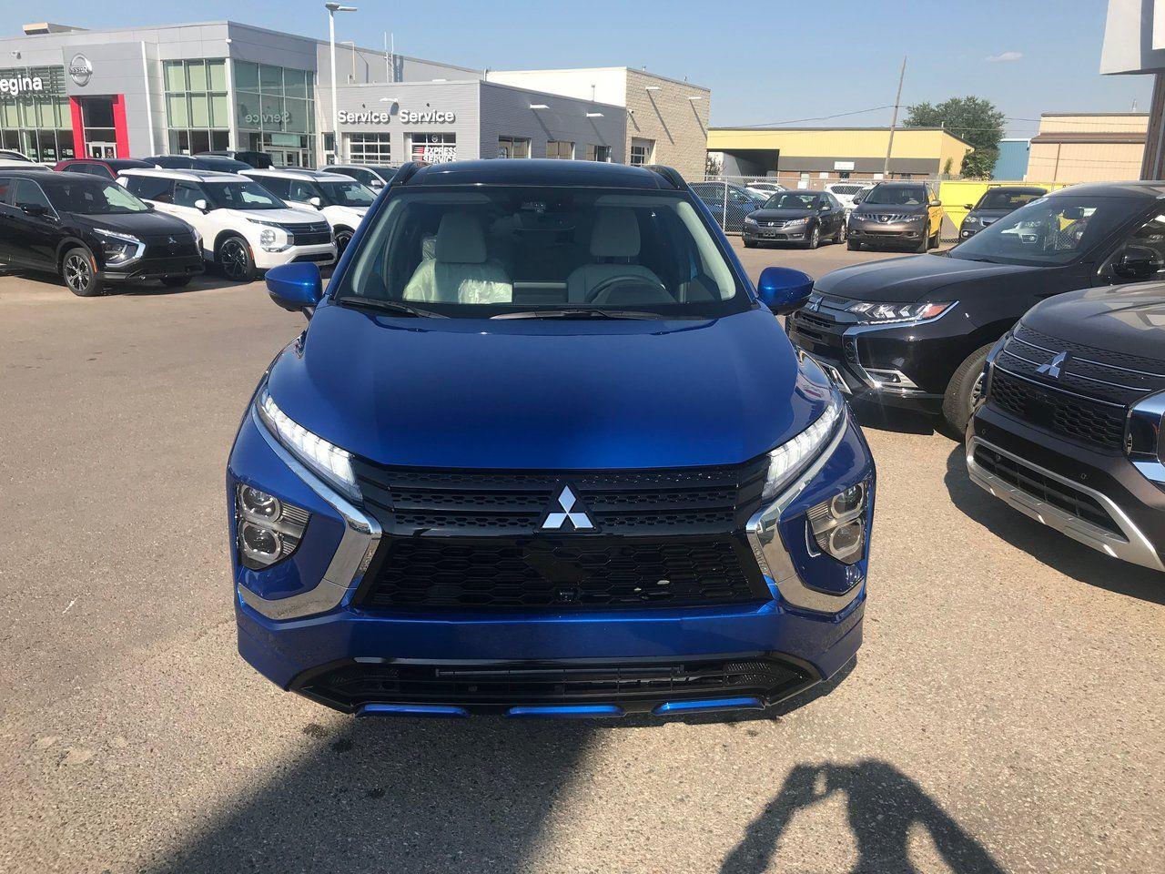 2022 Mitsubishi Eclipse Cross LE-2