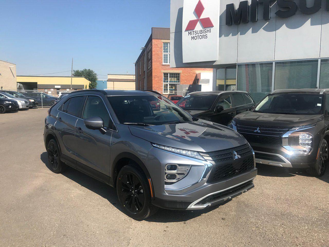 2022 Mitsubishi Eclipse Cross LE-1