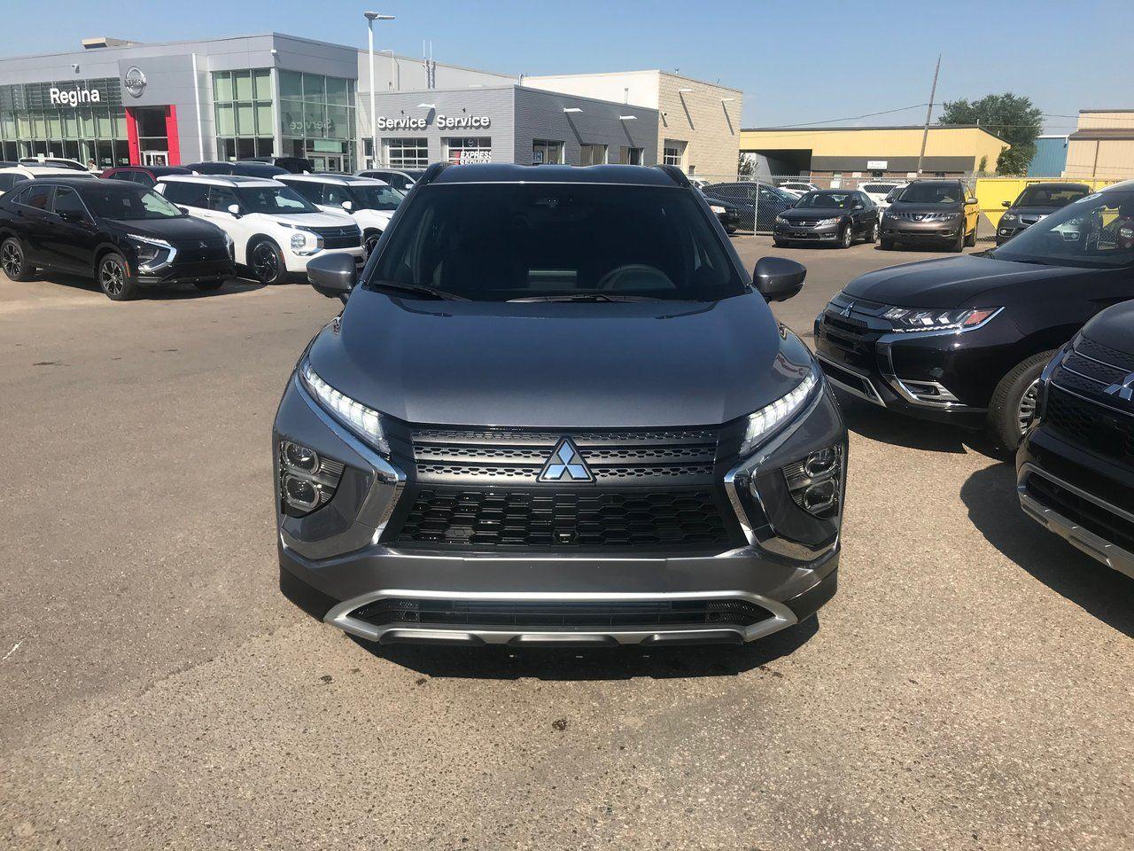 2022 Mitsubishi Eclipse Cross LE-2