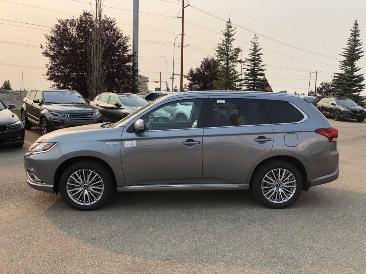 2022 Mitsubishi Outlander PHEV GT-3