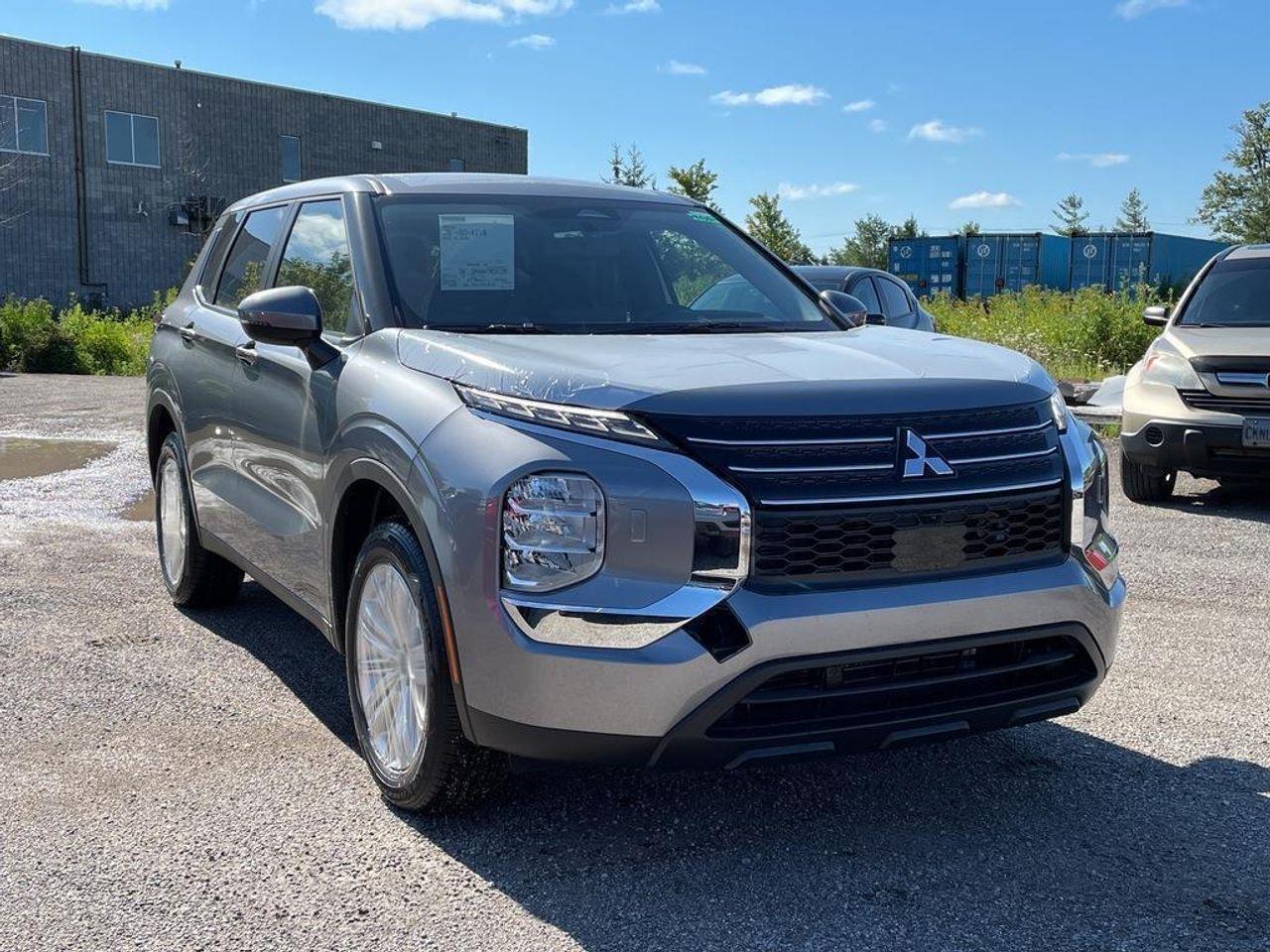 2022 Mitsubishi Outlander ES-4
