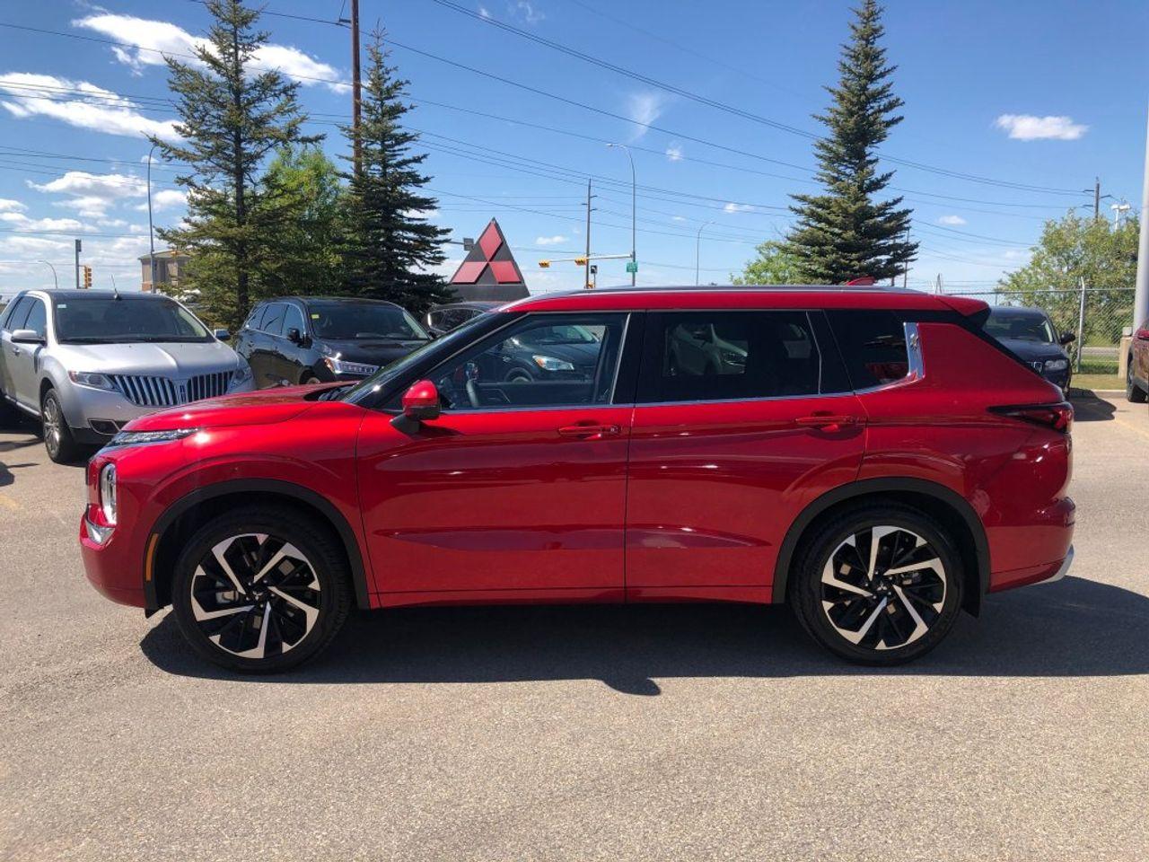 2022 Mitsubishi Outlander SEL-3