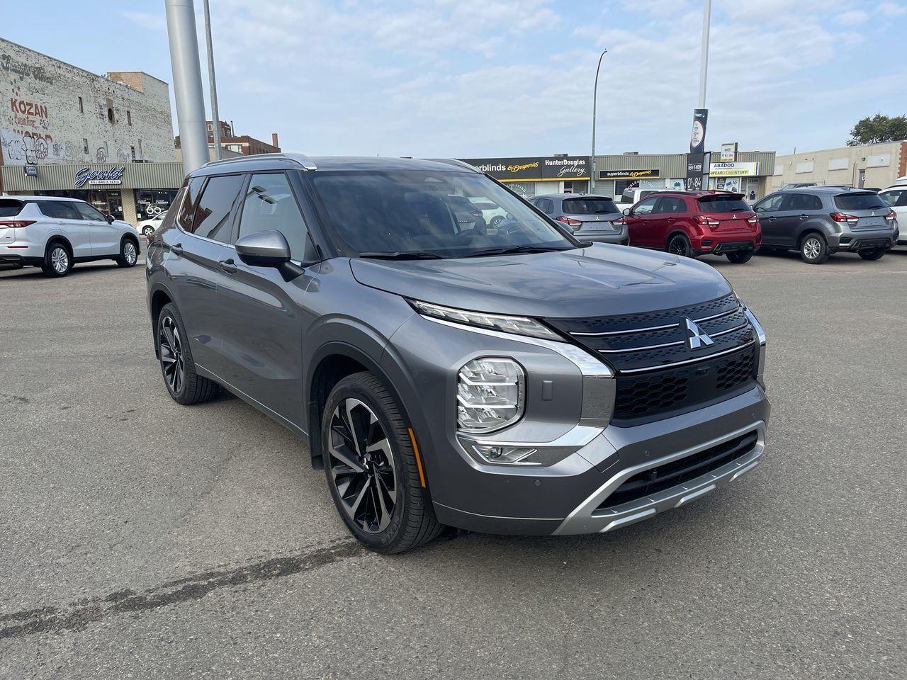 2022 Mitsubishi Outlander SEL-2