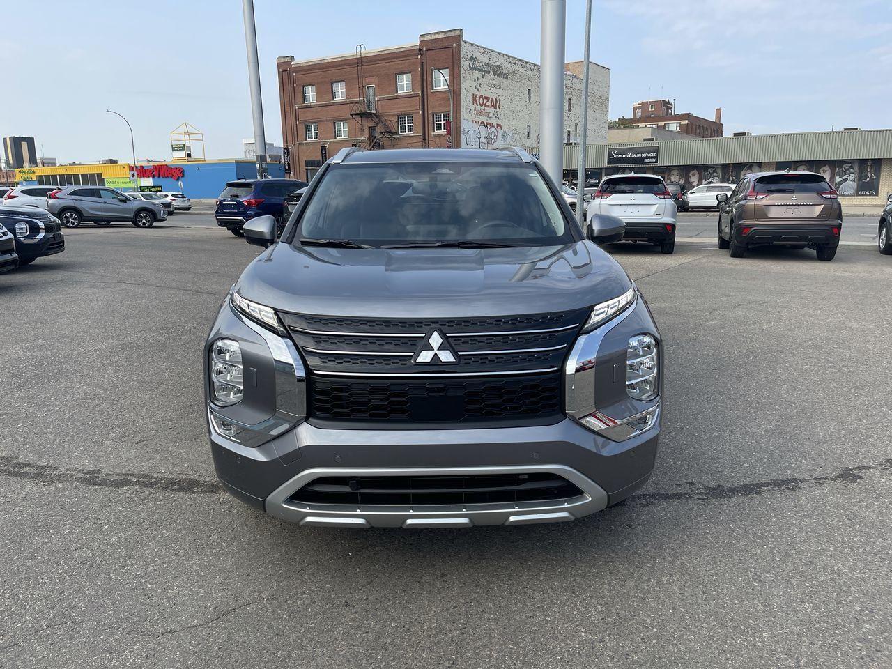 2022 Mitsubishi Outlander SEL-3