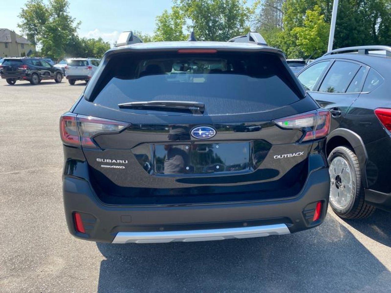 2022 Subaru Outback Premium-3