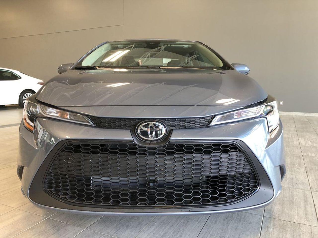 2022 Toyota Corolla LE-2